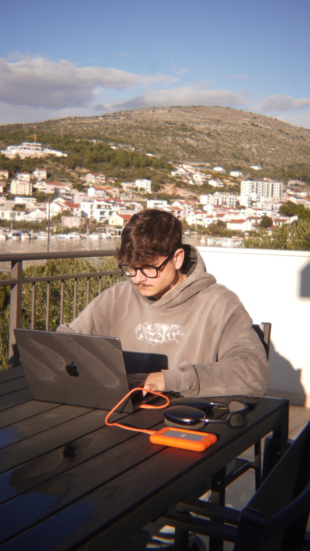 &Aacute;lvaro Bautista trabajando